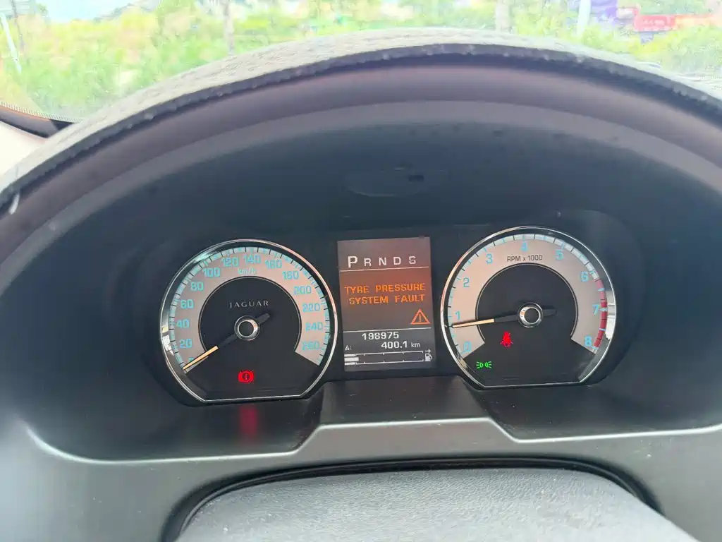 Jaguar XF — миниатюра 22