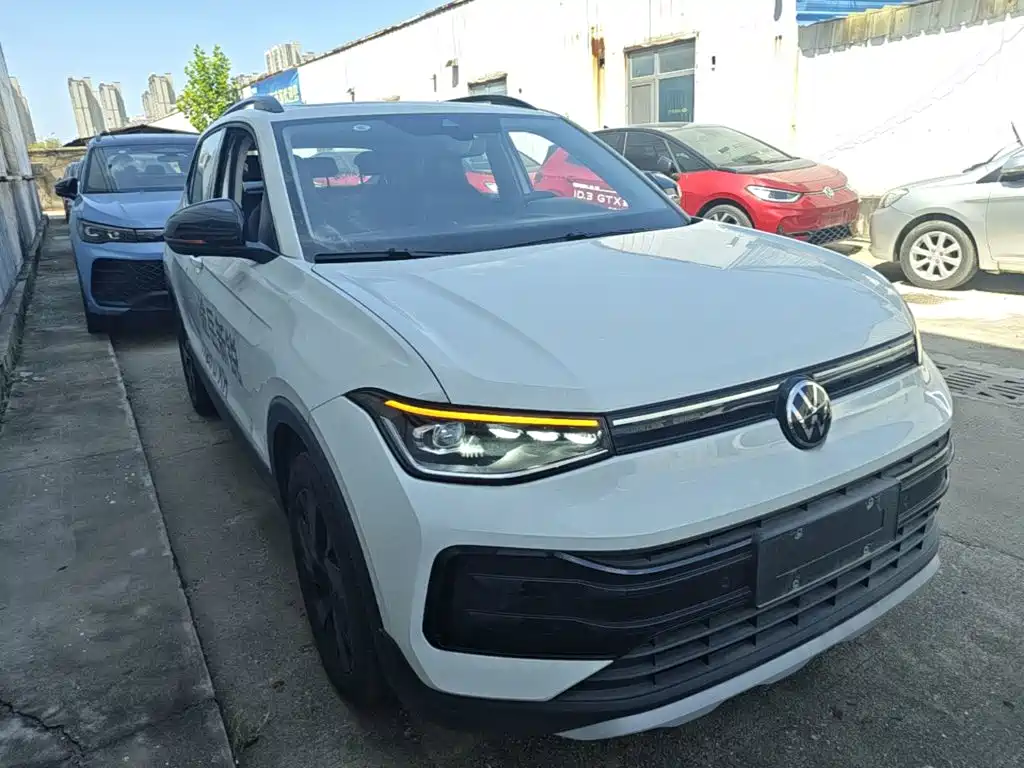 Volkswagen Tharu — миниатюра 4