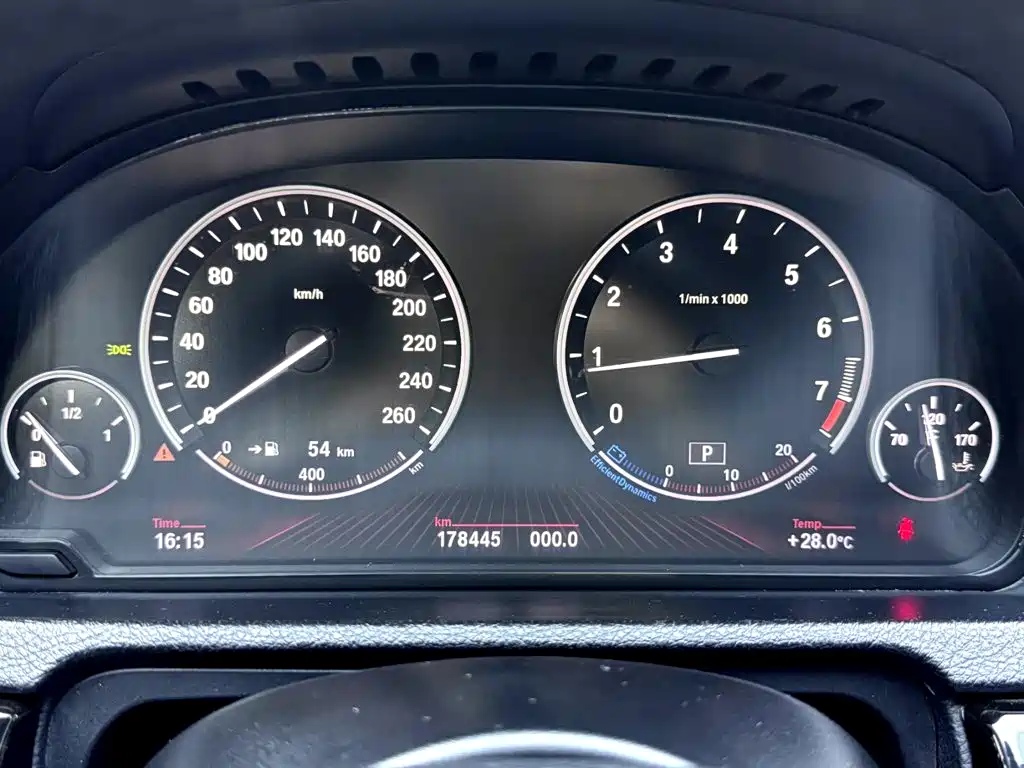 BMW 5 Series GT — миниатюра 19