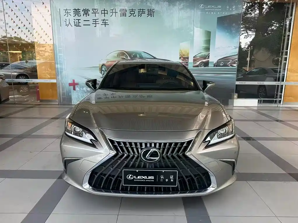 Lexus ES — миниатюра 2
