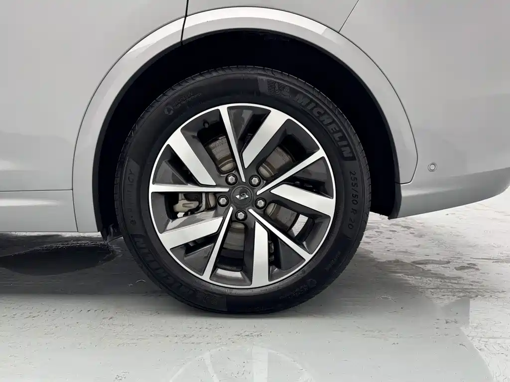 Li Auto Li L7 — миниатюра 19