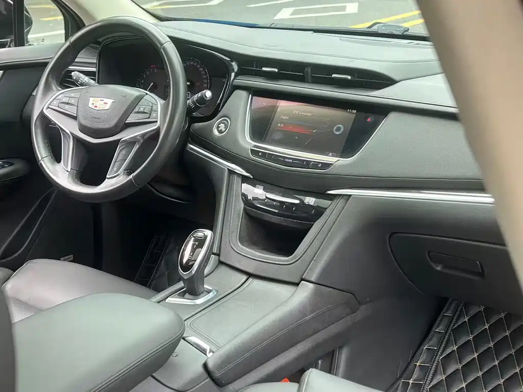 Cadillac XT5 Anniversary Celebration Edition 28T 4WD Luxury Type, фото 9