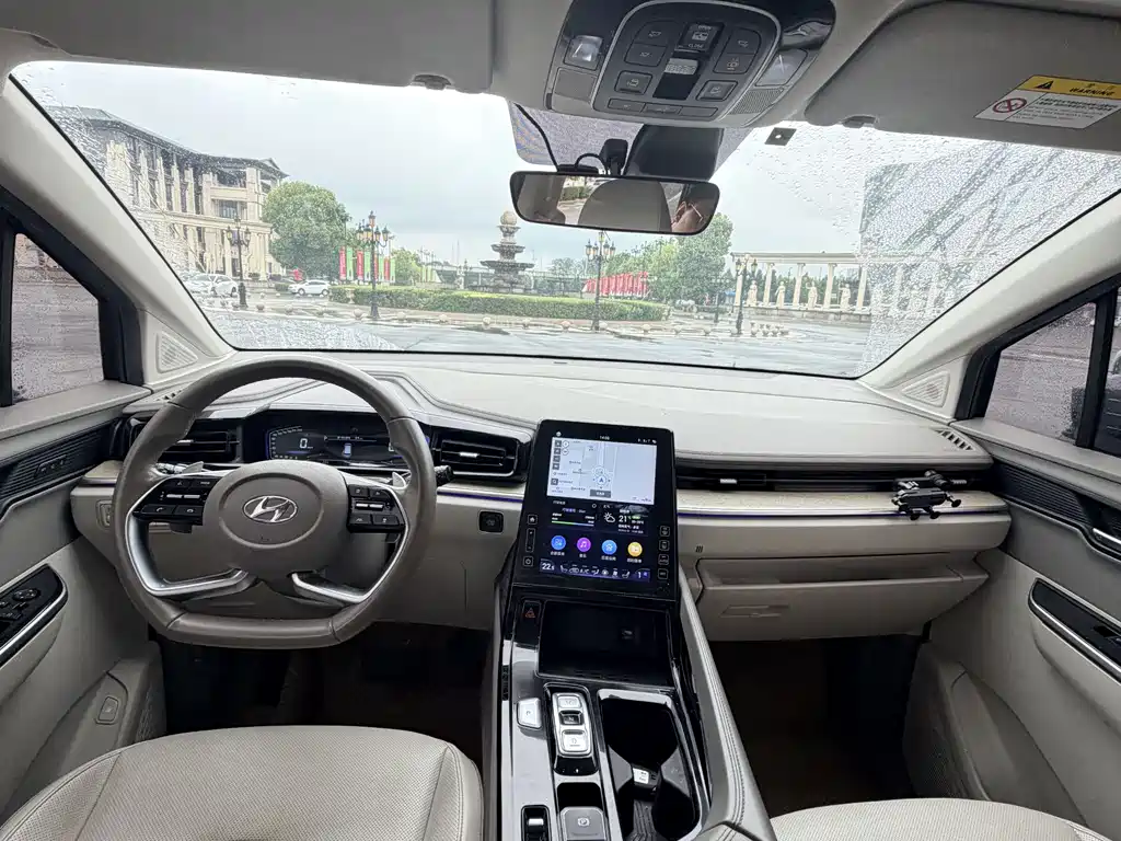 Hyundai Custo 2021 380TGDi Flagship TOP Premium