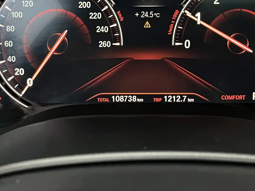 BMW 5 Series — миниатюра 12
