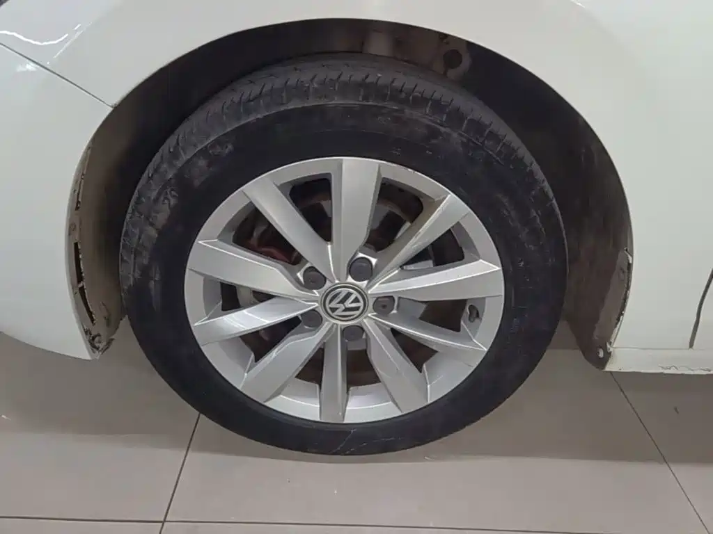 Volkswagen Bora — миниатюра 23