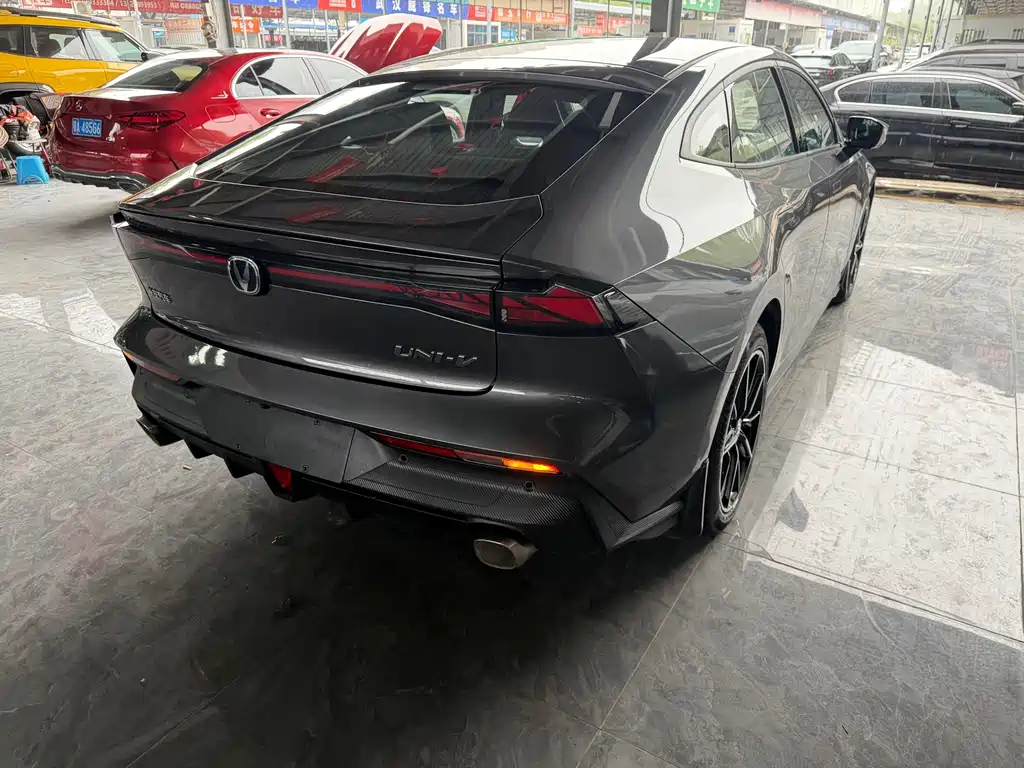 Changan UNI-V — миниатюра 13