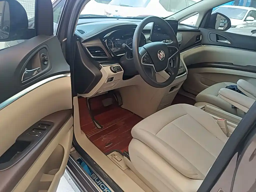 Buick GL8 — миниатюра 23
