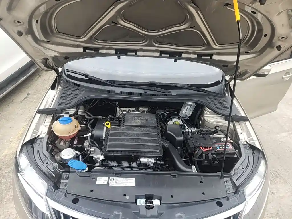 Skoda Rapid — миниатюра 20