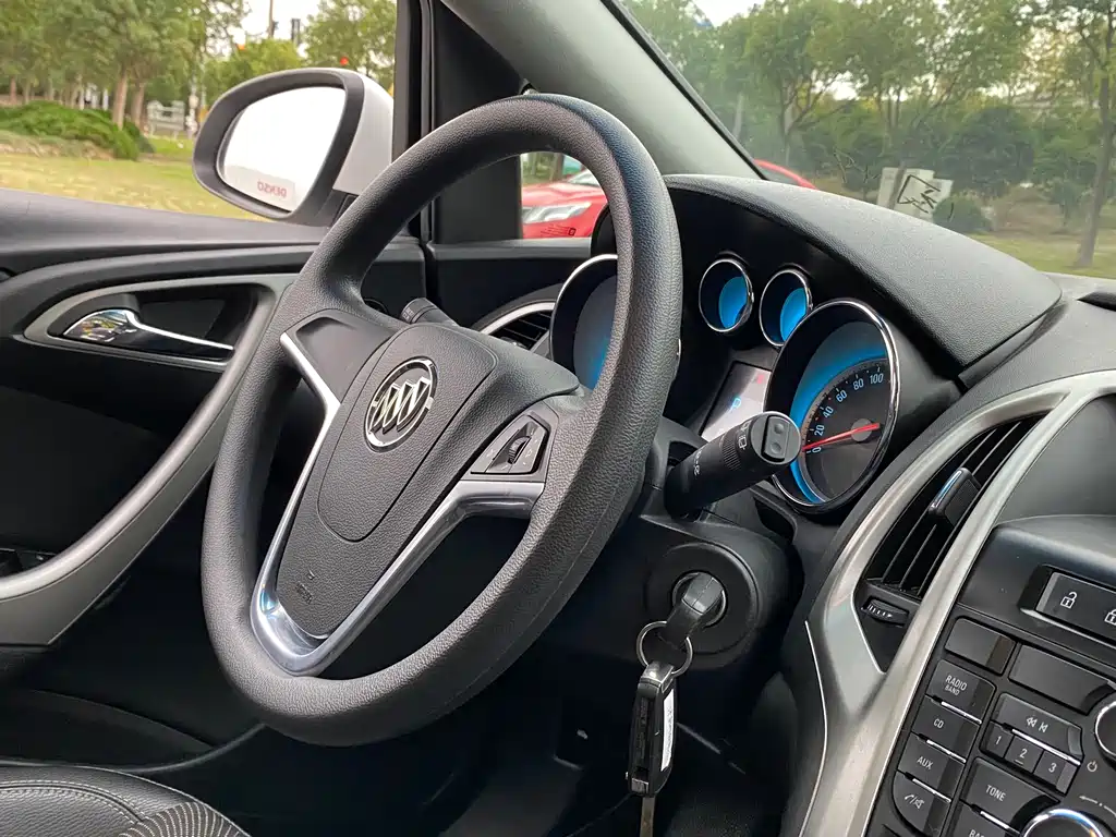 Buick Excelle 2013 XT 1.6L AT Fashion