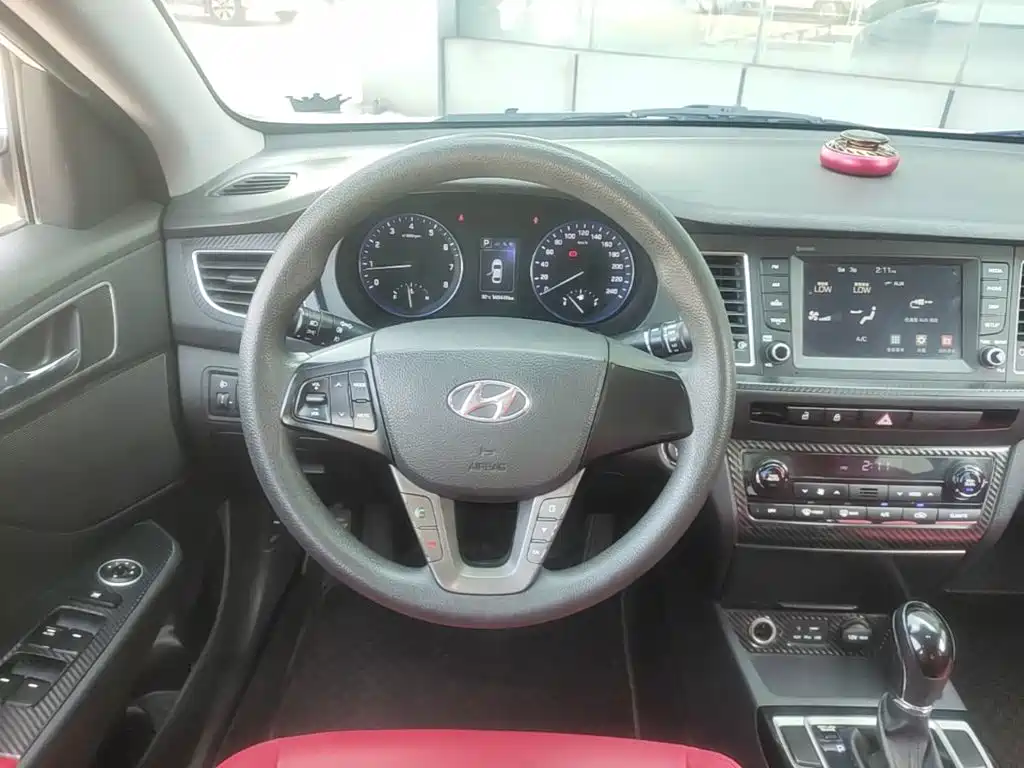Hyundai Mistra — миниатюра 11