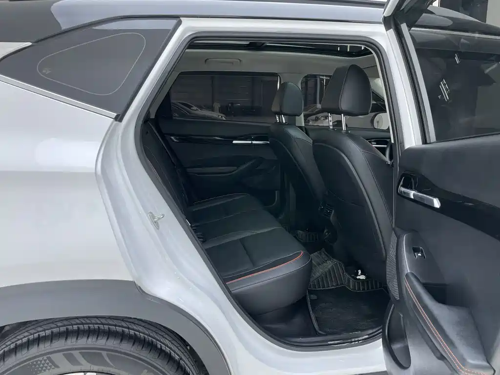 Kia Seltos — миниатюра 26