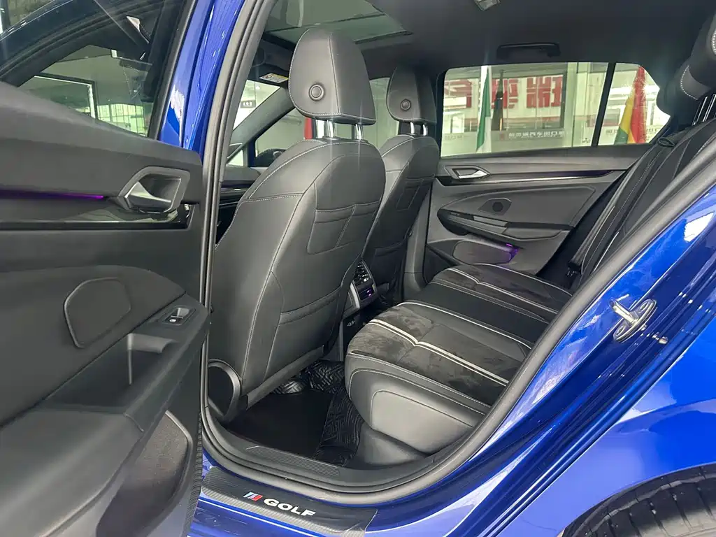 Volkswagen Golf — миниатюра 8