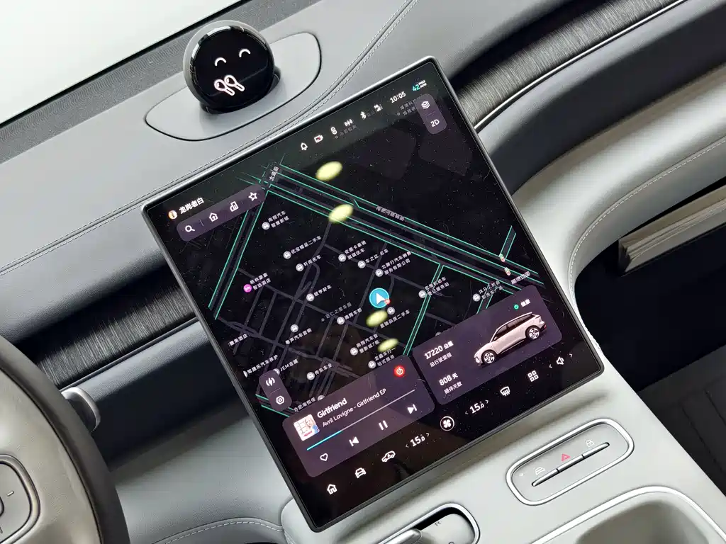 NIO ES6 — миниатюра 16