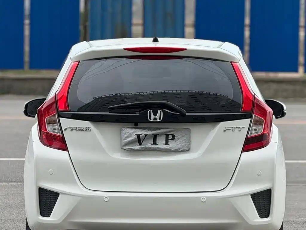 Honda Fit — миниатюра 10