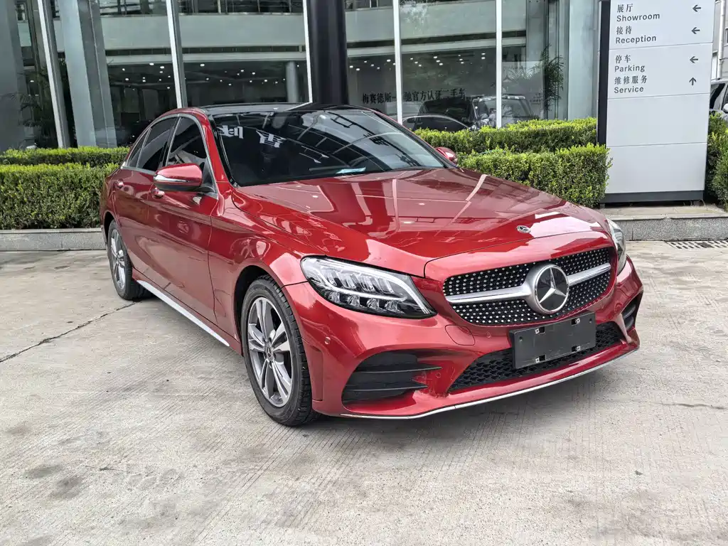 Mercedes-Benz C-Class — миниатюра 3