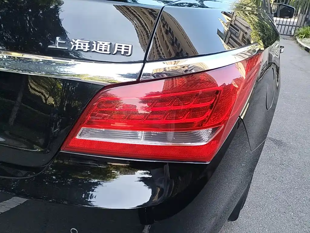Buick LaCrosse — миниатюра 8