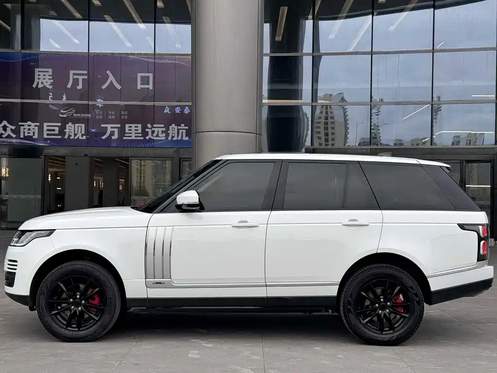 Land Rover Range Rover — миниатюра 16