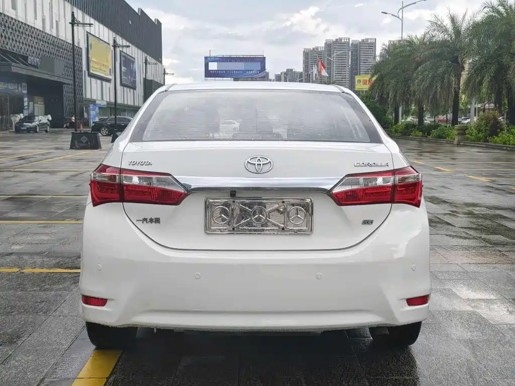 Toyota Corolla — миниатюра 3