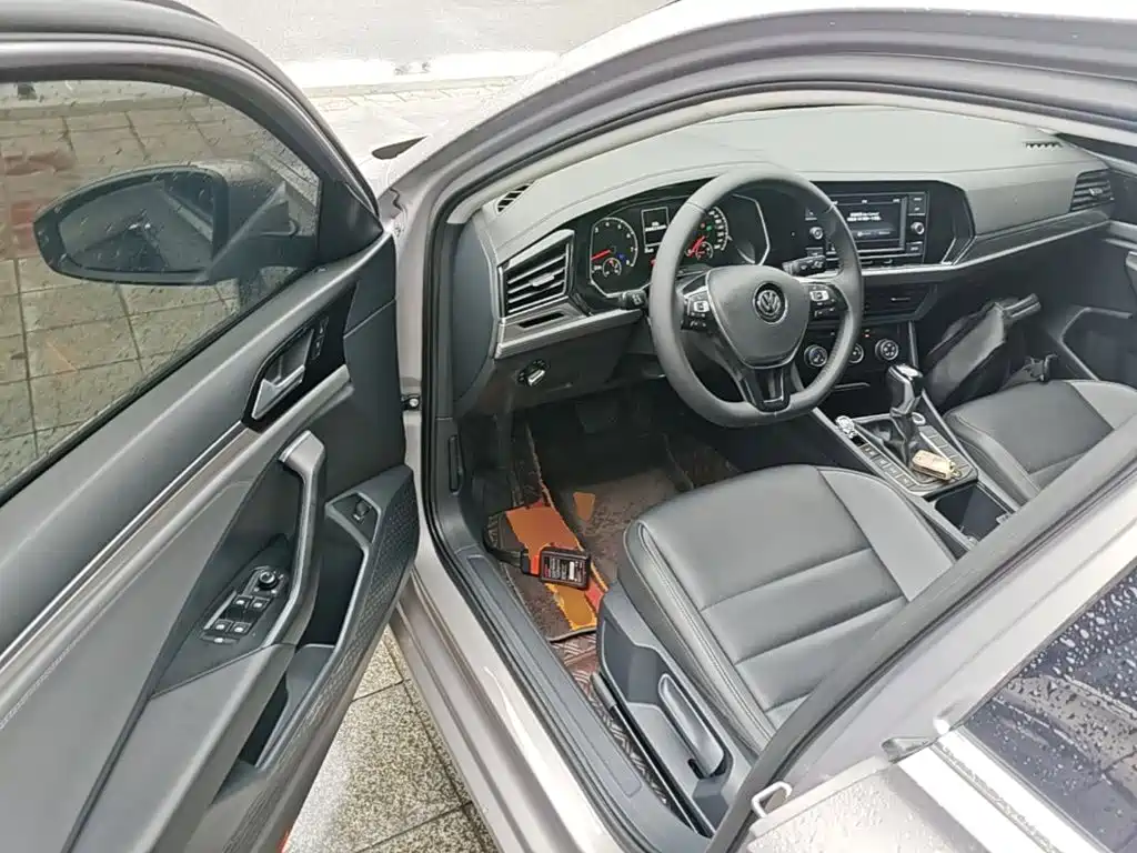Volkswagen Sagitar — миниатюра 16