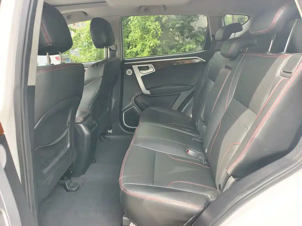 Geely GX7 — миниатюра 11