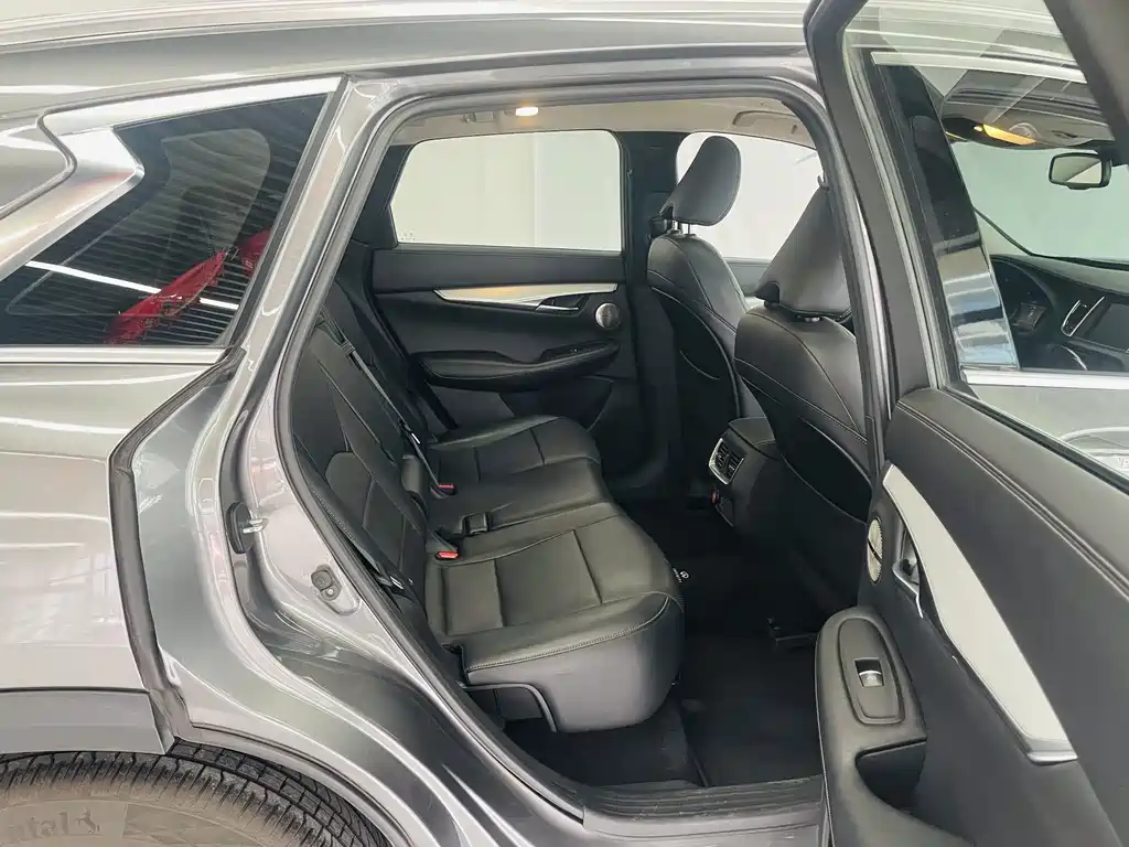 Infiniti QX50 — миниатюра 13