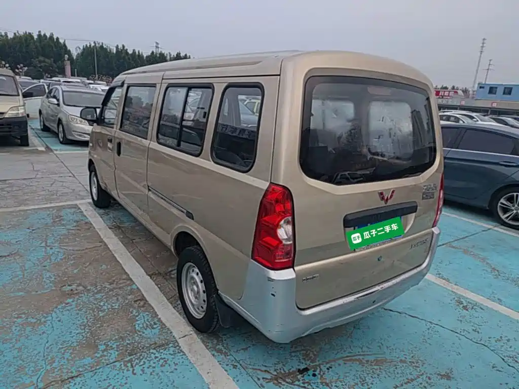 Wuling Rongguang — миниатюра 5