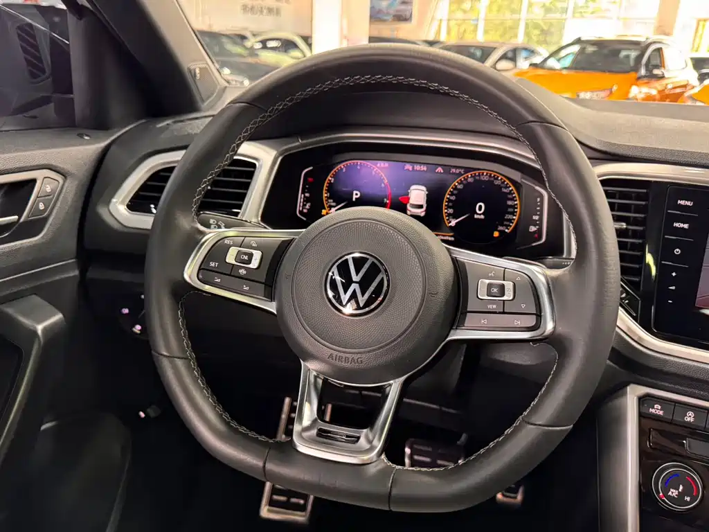 Volkswagen T-Roc — миниатюра 15
