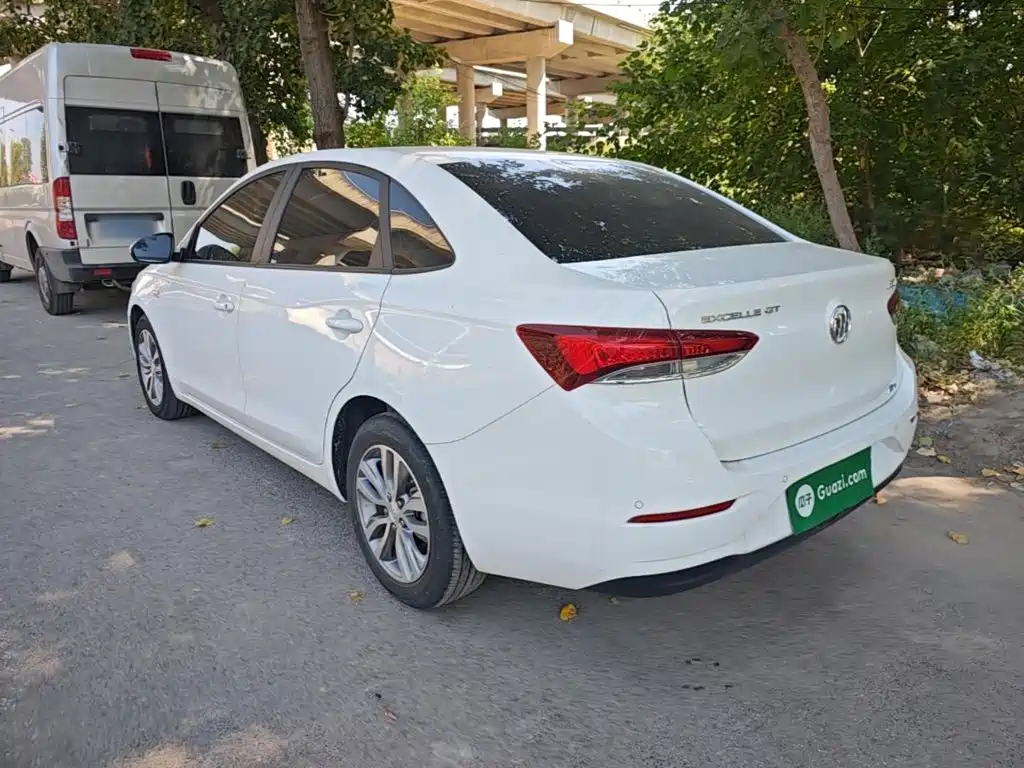 Buick Excelle — миниатюра 5