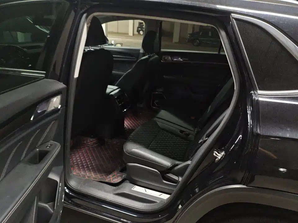Volkswagen Teramont — миниатюра 6