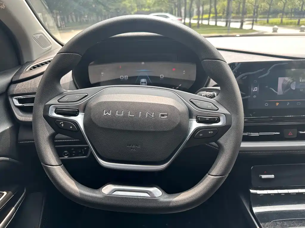Wuling Victory — миниатюра 22