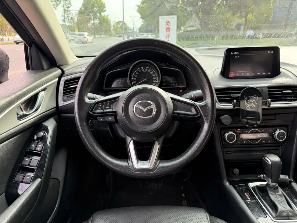 Mazda 3 Axela — миниатюра 14