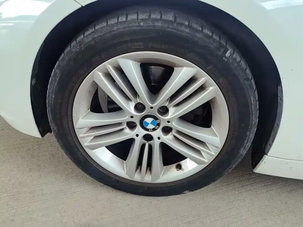 BMW 3 Series — миниатюра 23