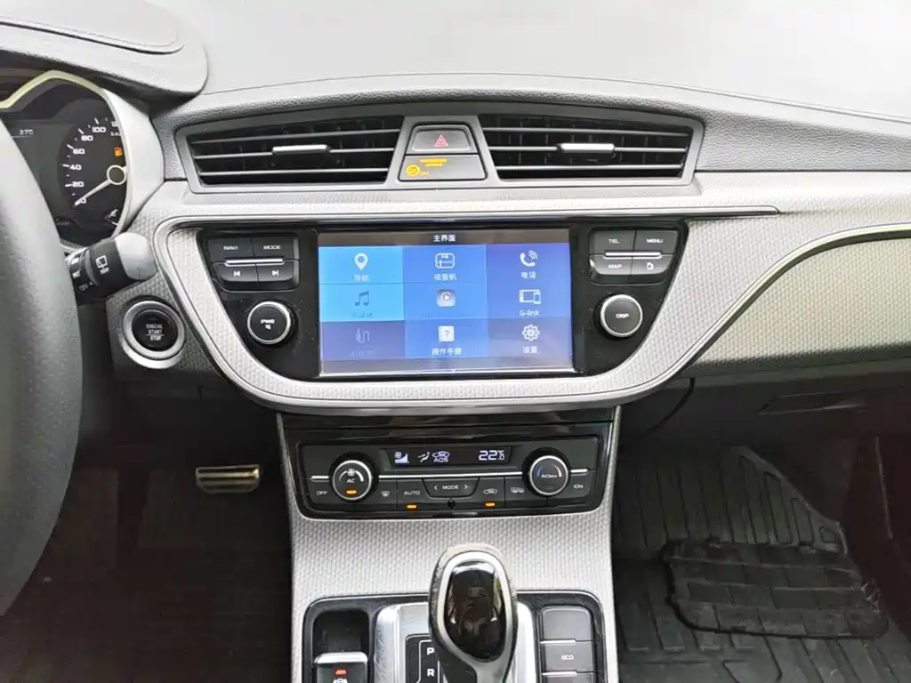 Geely Emgrand GS — миниатюра 13
