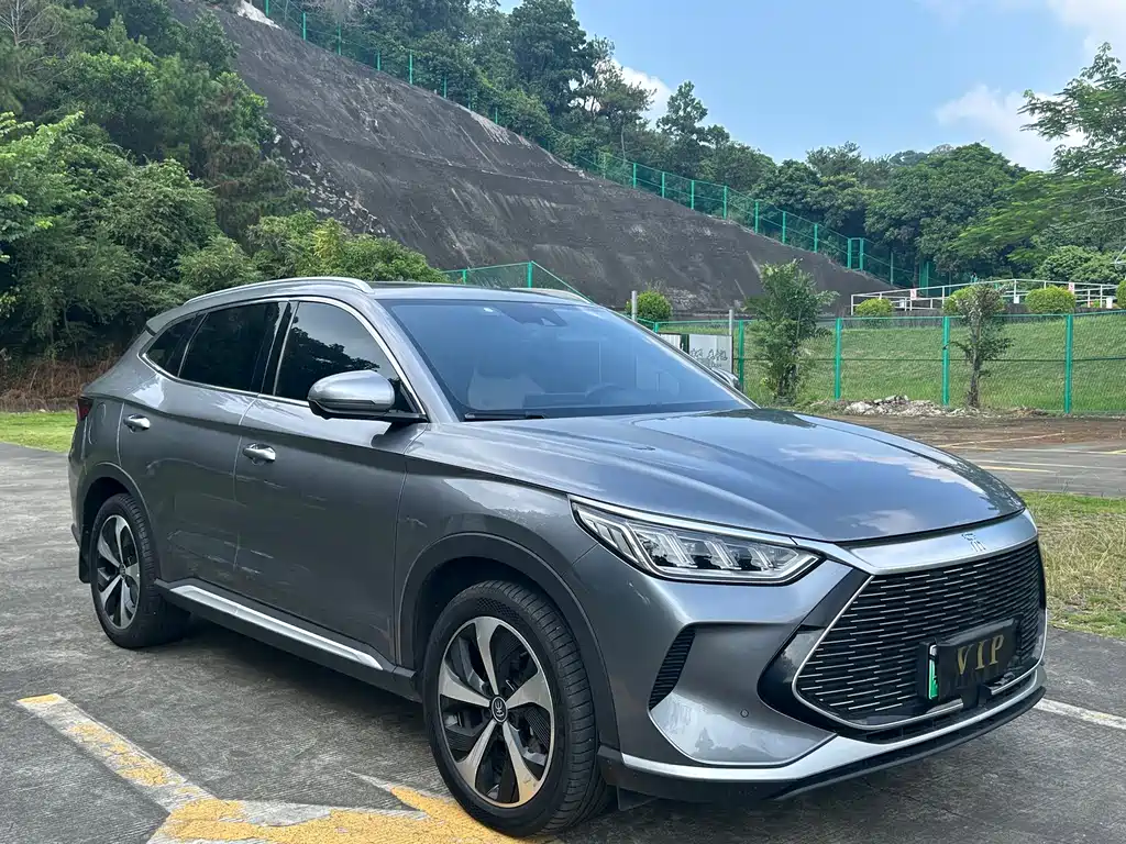 BYD PLUS New Energy — миниатюра 3