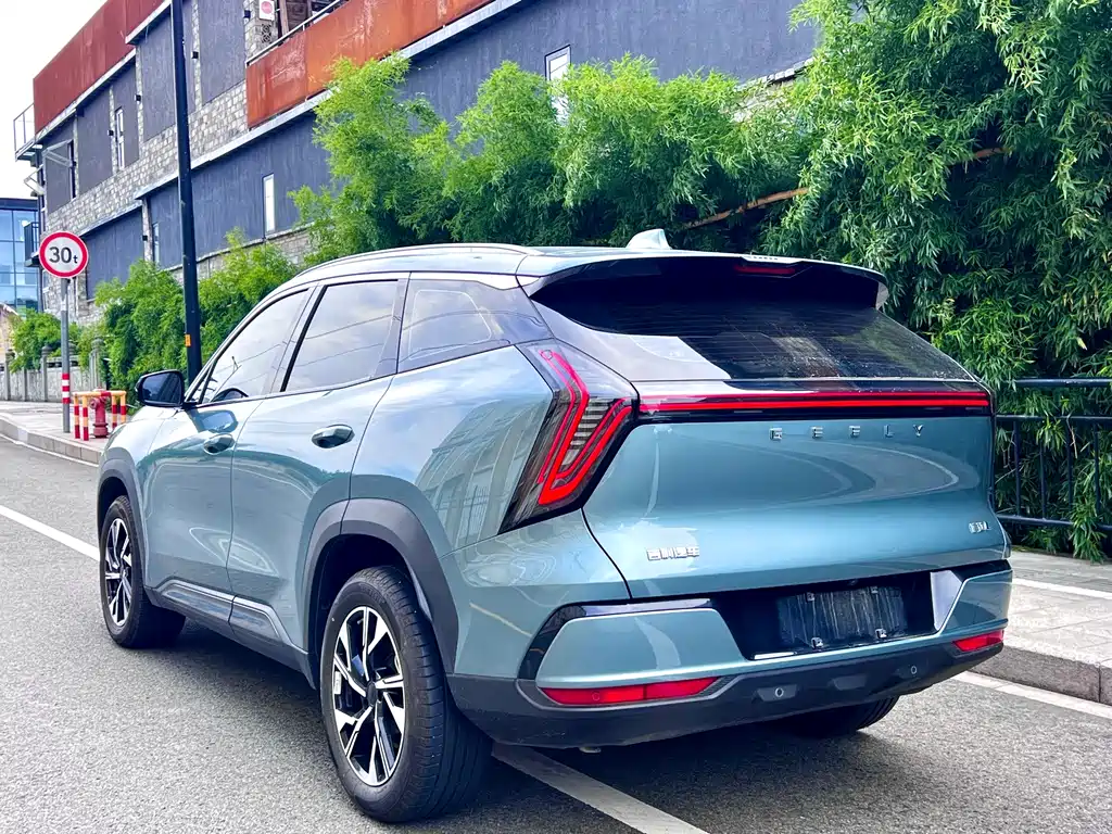 Geely Boyue L — миниатюра 8