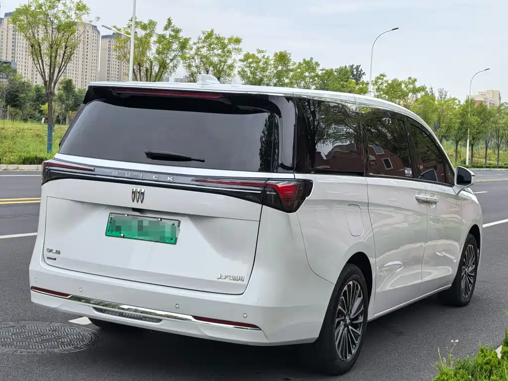 Buick GL8 2025 Smart