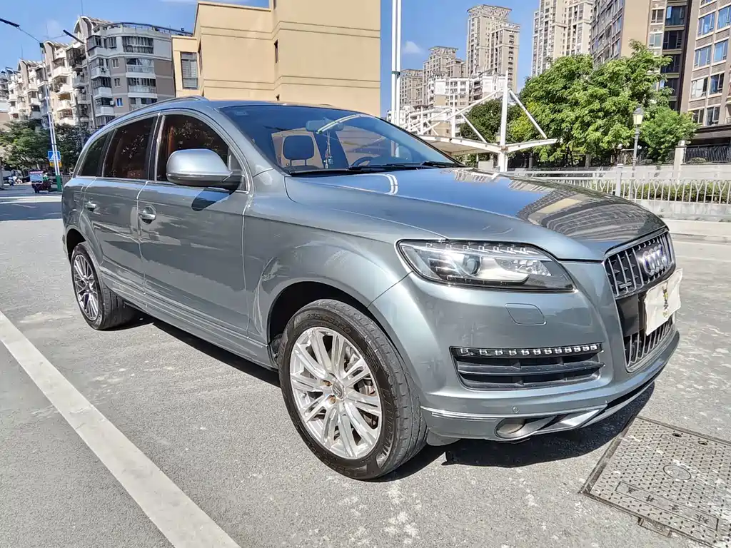 Audi Q7 — миниатюра 3