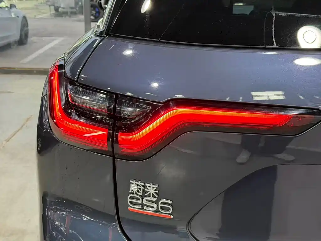 NIO ES6 — миниатюра 18