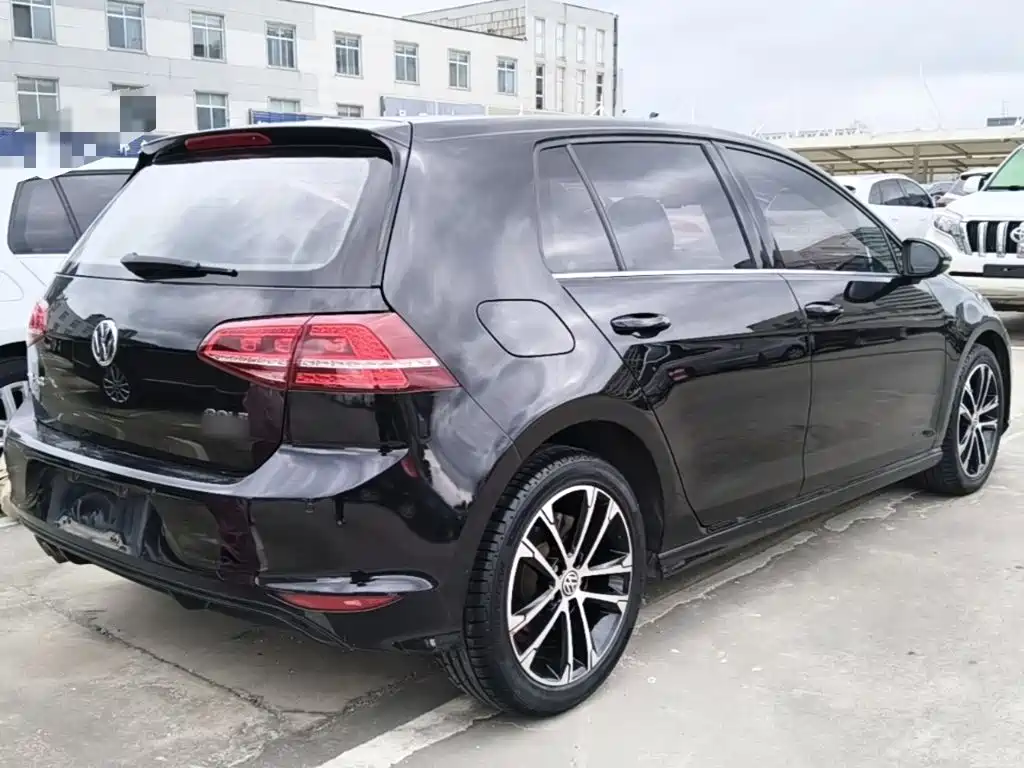 Volkswagen Golf — миниатюра 7