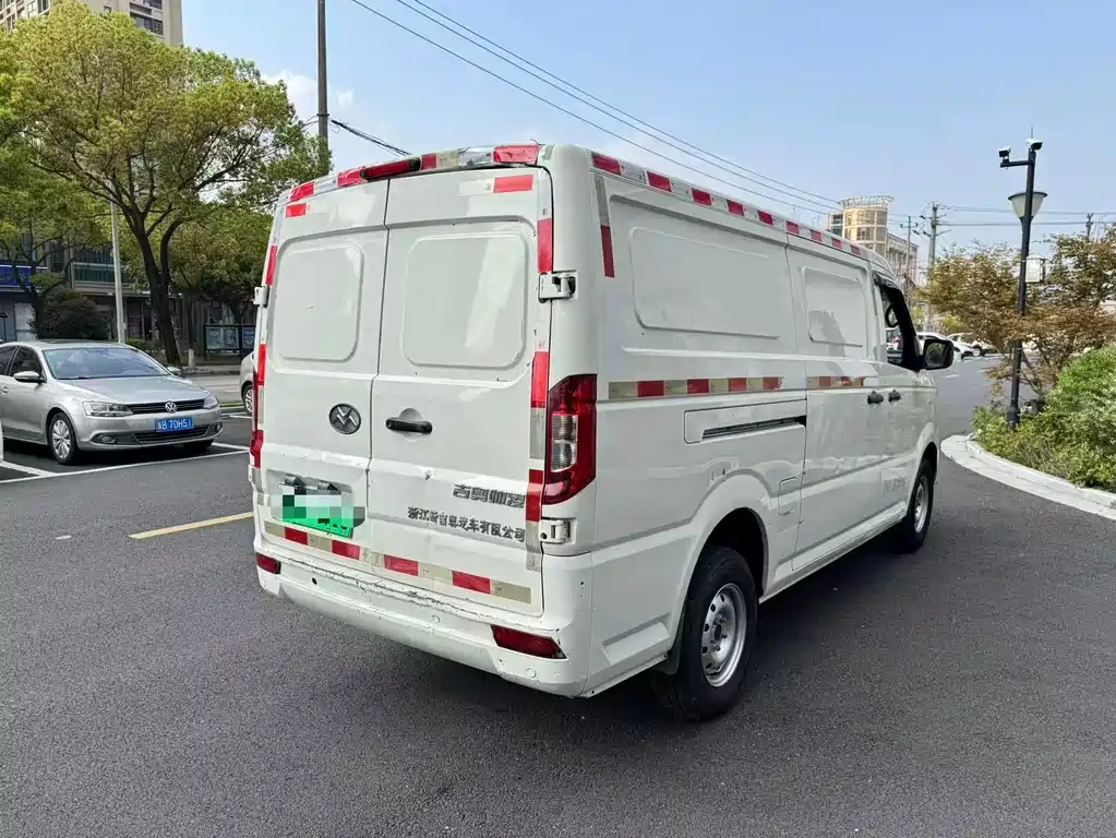 Geely Shuailing — миниатюра 11