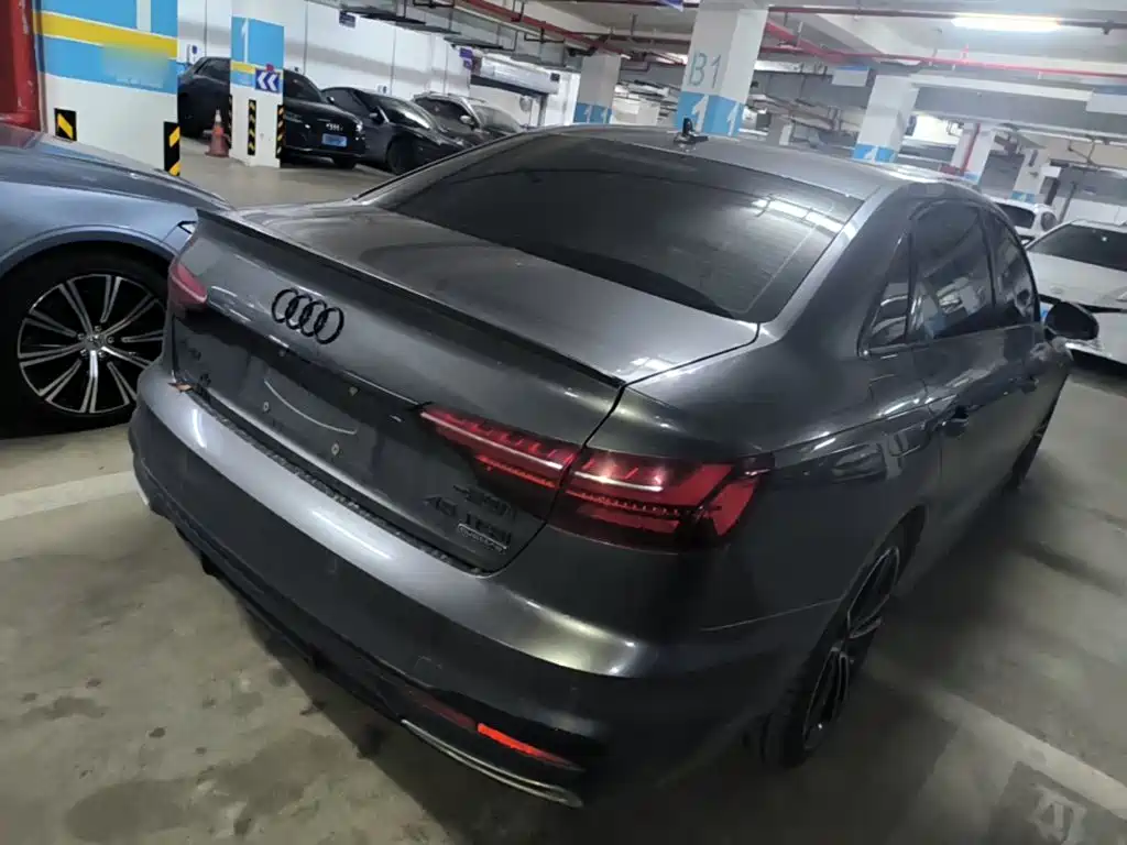 Audi A4L 2023 45 TFSI quattro