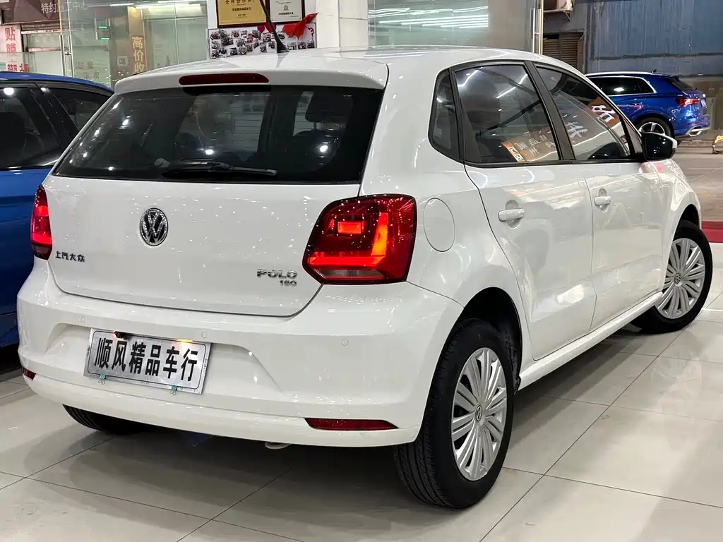 Volkswagen Polo 2016 1.6L AT Comfort