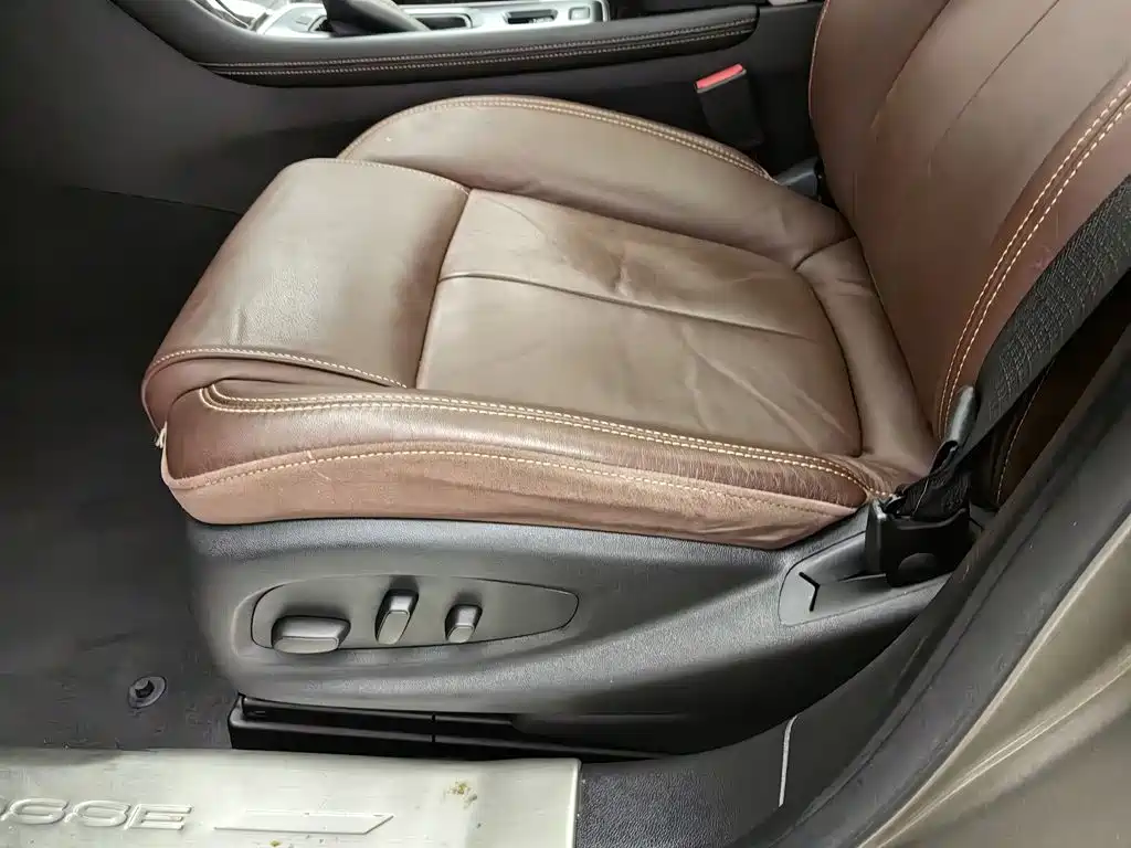 Buick LaCrosse — миниатюра 20