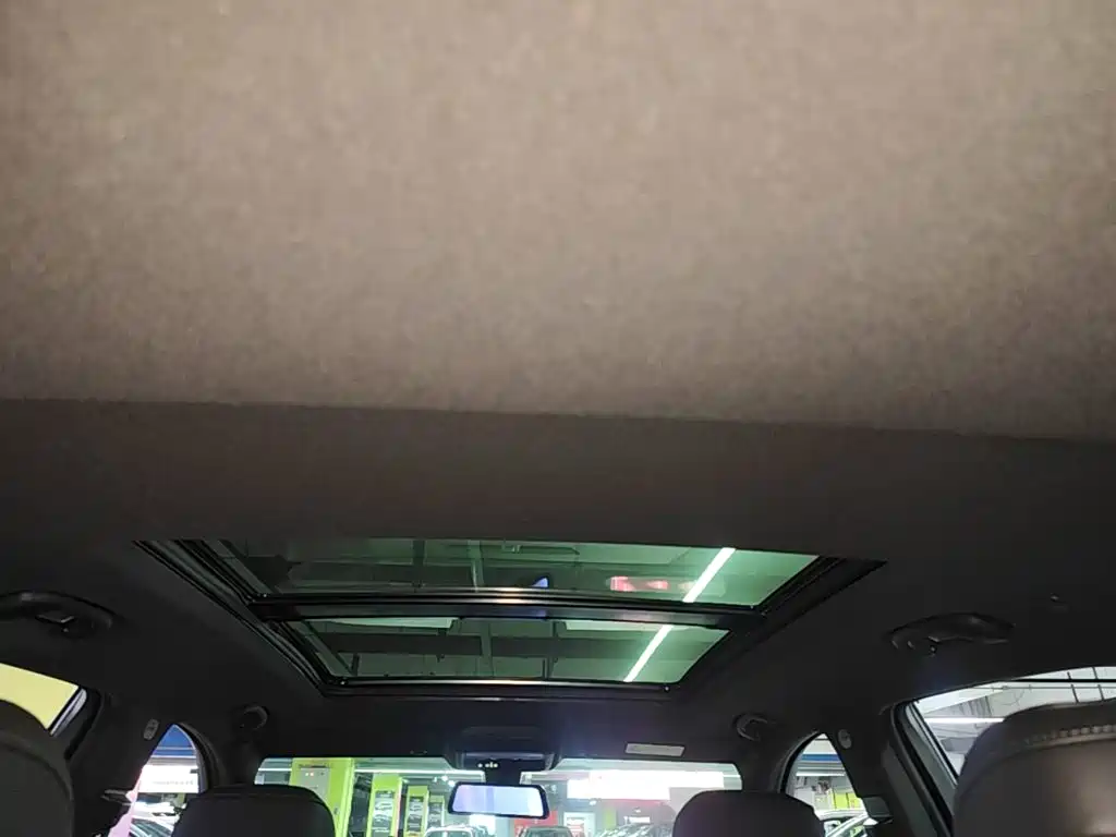 Cadillac XT4 — миниатюра 14