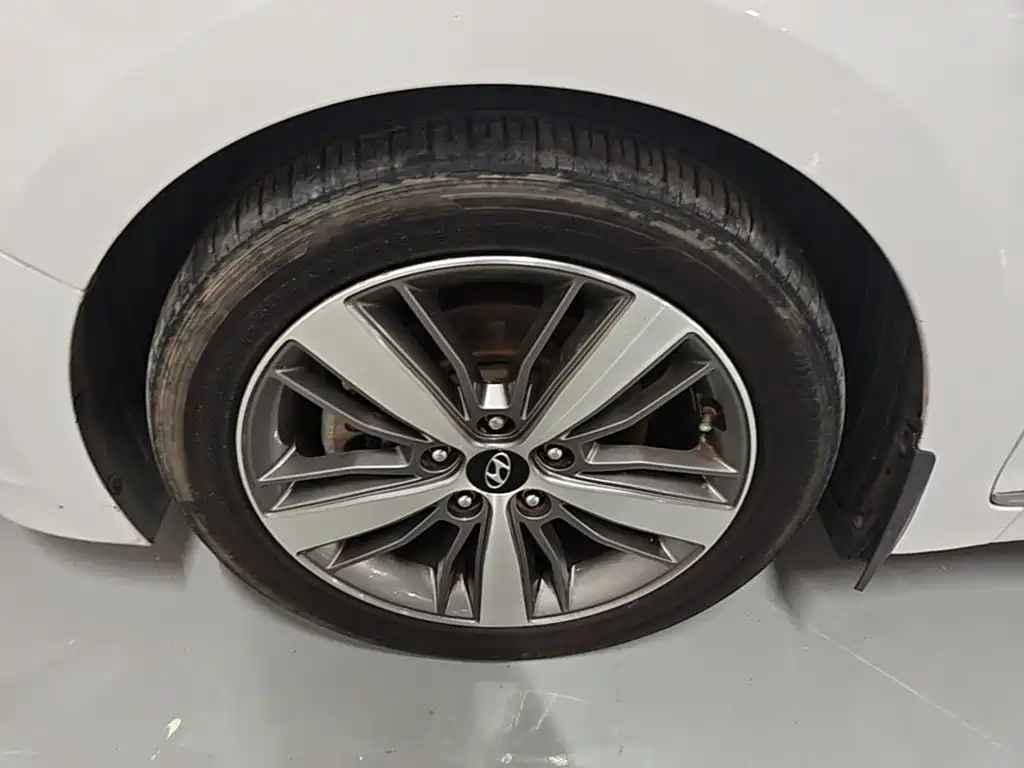 Hyundai Mistra — миниатюра 23