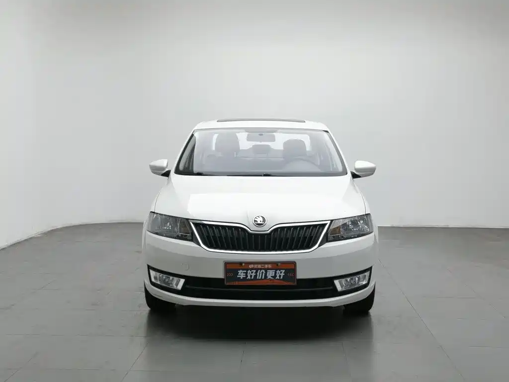 Skoda Rapid — миниатюра 3