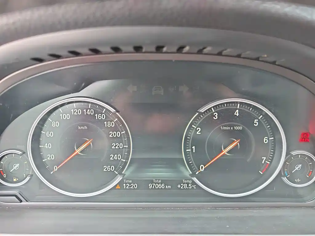 BMW 5 Series — миниатюра 28