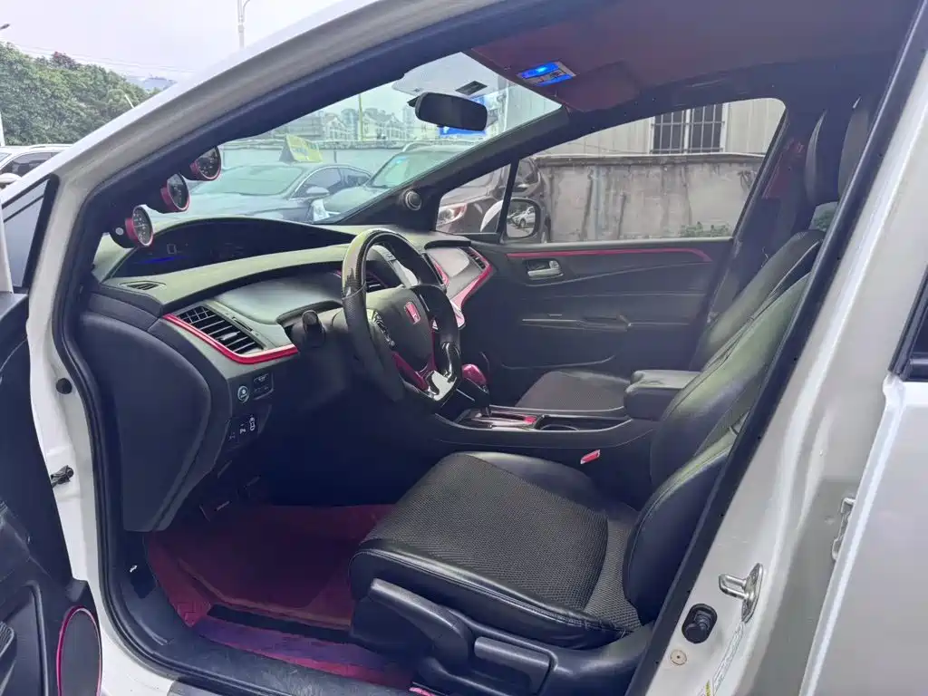 Honda Jade — миниатюра 7