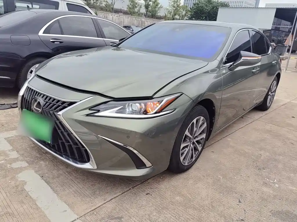 Lexus ES — миниатюра 2