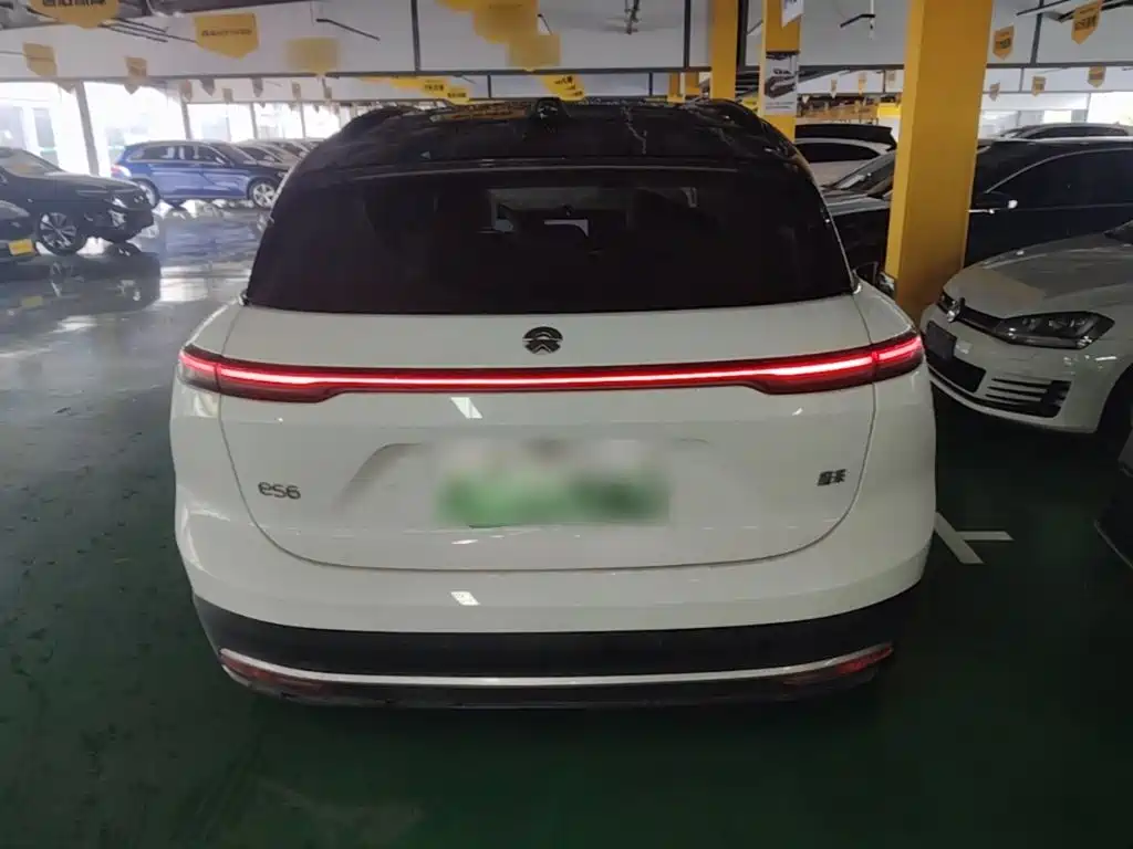 NIO ES6 — миниатюра 6